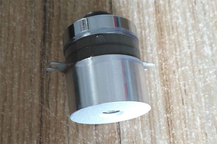 工業振動傳感器的優勢是什么，該如何選擇？(圖1)