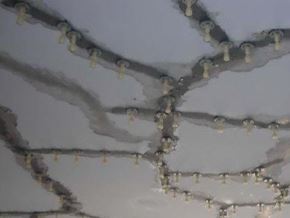 �l(w��i)���g��ˮ�ľ��w�z�(y��n)��ʩ