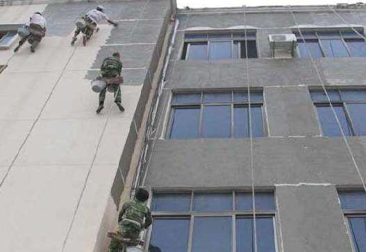 ���Ӳ��������≦��ˮ